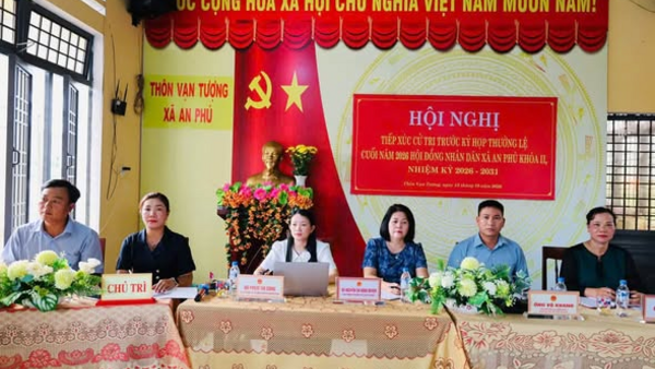 AN PHÚ: TỔ ĐẠI BIỂU SỐ 1 VÀ SỐ 5 HĐND XÃ TIẾP XÚC CỬ TRI TẠI CÁC THÔN VẠN TƯỢNG, NGHĨA DŨNG, CỔ LŨY VÀ PHÚ THỌ